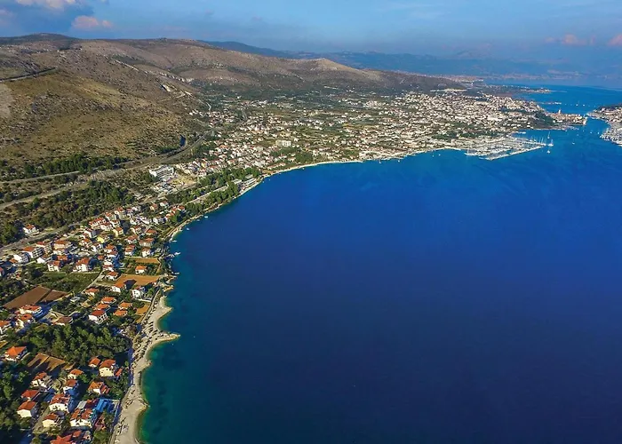 Awesome In Seget Donji 公寓