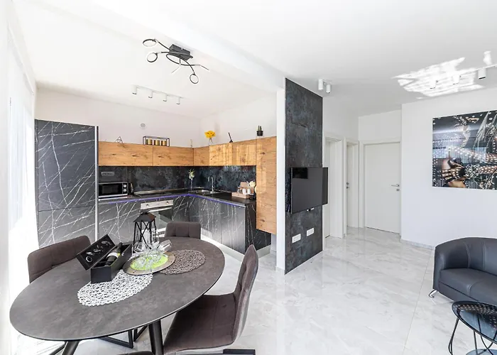 Awesome In Seget Donji 特罗吉尔